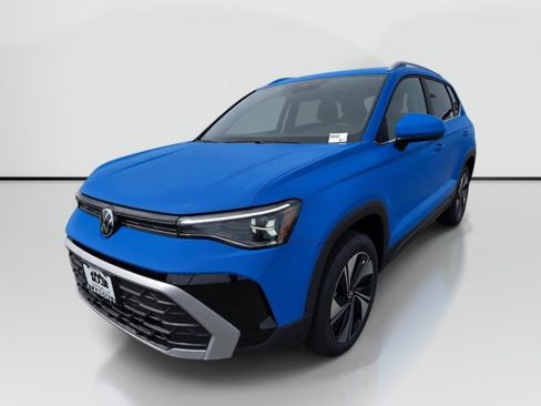 New 2026 Volkswagen Taos SE AWD/4WD image 7