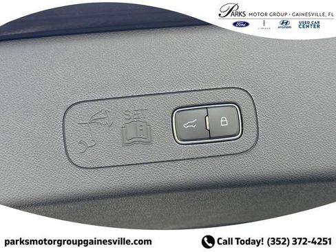 New 2025 Lincoln Aviator Reserve w/ Luxury Package image 9