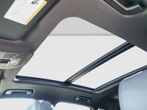 New 2025 Audi Q3 2.0T Premium Plus image 24