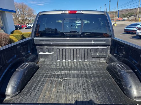 Used 2019 Ford F150 XLT w/ Equipment Group 302A Luxury image 5