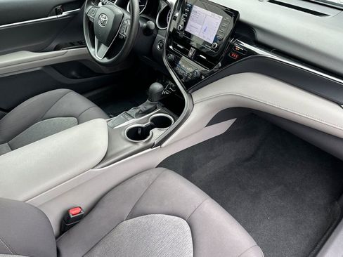 Used 2023 Toyota Camry LE image 18