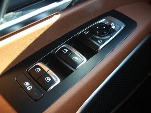 Used 2025 Kia Telluride EX X-Line image 19