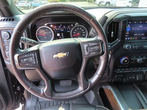 Used 2022 Chevrolet Silverado 3500 High Country w/ Safety Package II AWD/4WD image 19