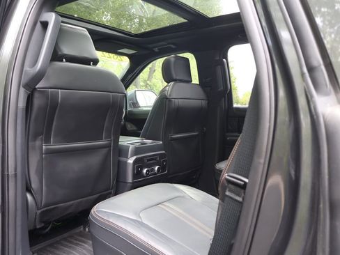Used 2022 Ford Expedition Platinum AWD/4WD image 48