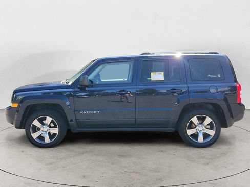 Used 2016 Jeep Patriot High Altitude FWD image 8