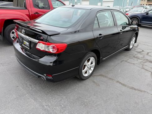 Used 2012 Toyota Corolla S FWD image 2