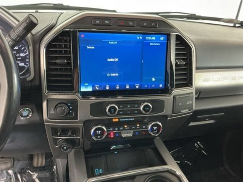 Used 2022 Ford F350 Platinum w/ Tremor Off-Road Package AWD/4WD image 21