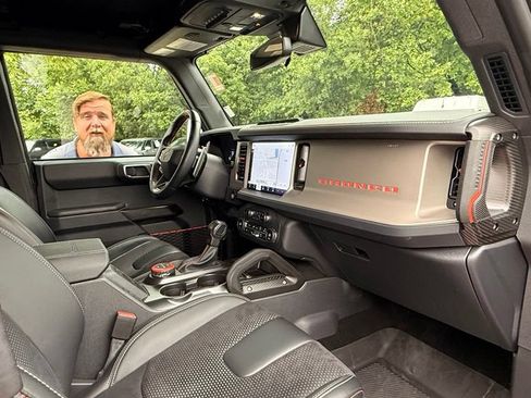 Used 2024 Ford Bronco Raptor w/ Interior Carbon Fiber Pack 6 AWD/4WD image 44