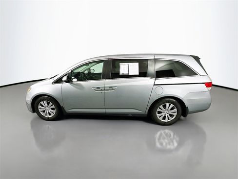 Used 2016 Honda Odyssey SE image 4