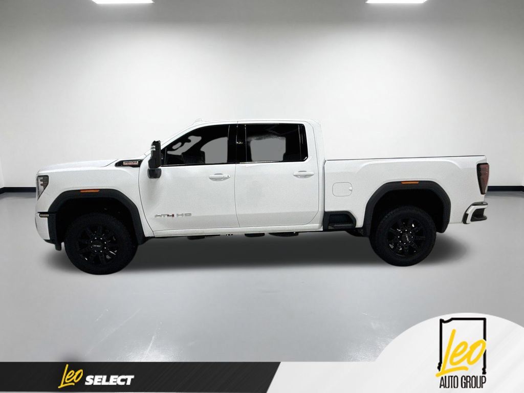 Used 2025 GMC Sierra 2500 AT4 AWD/4WD image 11