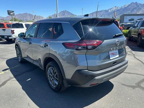 Used 2023 Nissan Rogue S AWD/4WD image 8