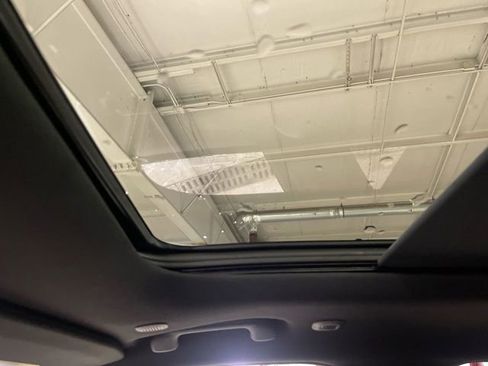 New 2026 Jeep Grand Cherokee Limited w/ Limited Altitude Package AWD/4WD image 22