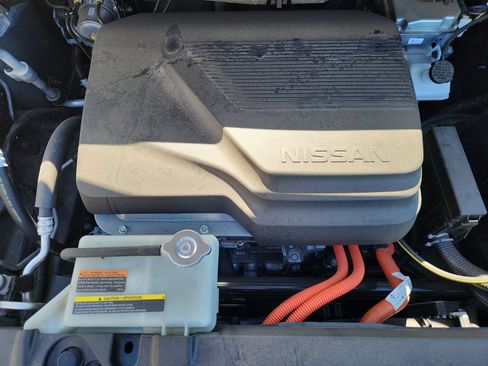 Used 2025 Nissan Leaf S FWD image 15