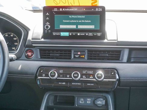 Used 2023 Honda Pilot Touring image 15
