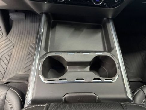 Used 2024 Chevrolet Silverado 2500 LTZ w/ LTZ Plus Package AWD/4WD image 18
