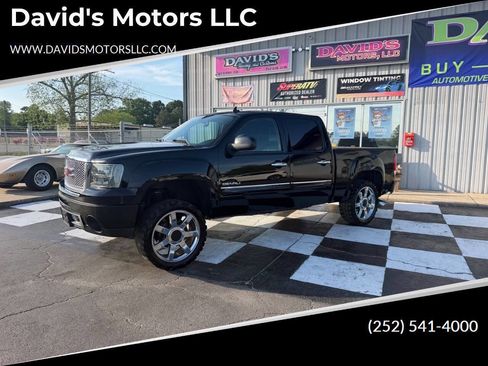 Used 2013 GMC Sierra 1500 Denali image 1