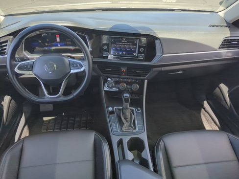 Used 2023 Volkswagen Jetta SE w/ Panoramic Sunroof Package FWD image 20