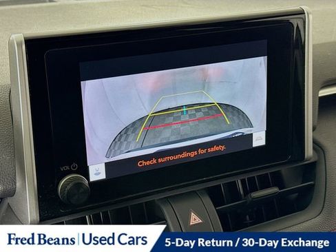 Used 2023 Toyota RAV4 SE w/ Weather & Moonroof Package image 15