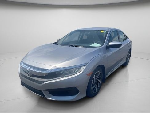 Used 2016 Honda Civic EX image 2