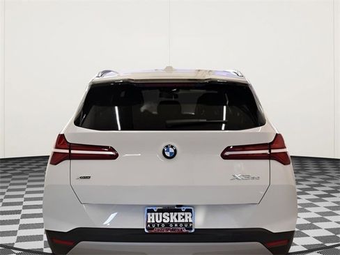 Used 2025 BMW X3 xDrive30i w/ Convenience Package image 11