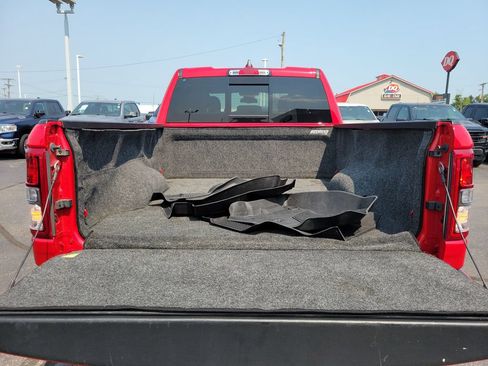 Used 2022 RAM 1500 Big Horn AWD/4WD image 10
