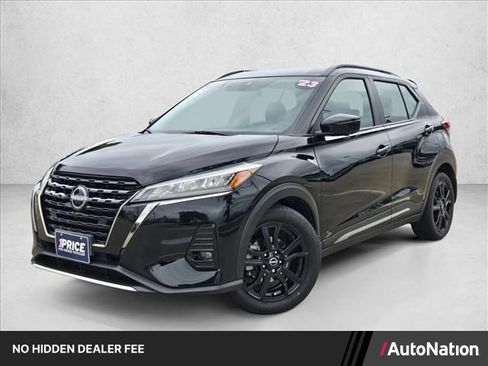 Used 2023 Nissan Kicks SR FWD image 1