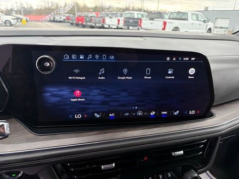 Used 2025 Chevrolet Tahoe LT image 18