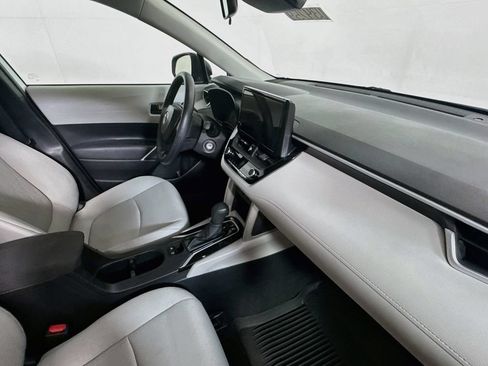 Certified 2025 Toyota Corolla Cross L FWD image 26