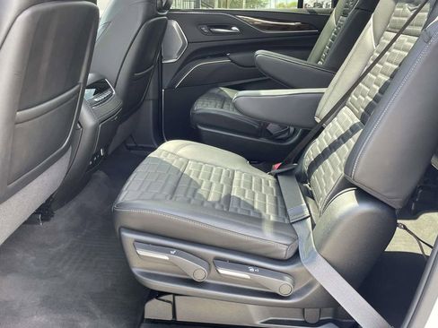 Certified 2024 Cadillac Escalade ESV Sport Platinum w/ LPO, ONYX Package AWD/4WD image 14