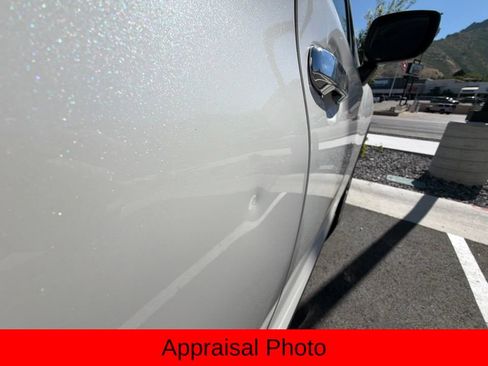 Used 2021 Subaru Ascent Touring w/ Popular Package #2 AWD/4WD image 17