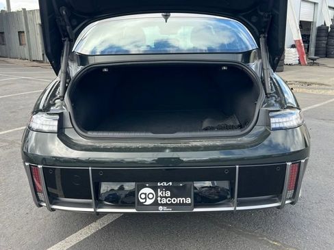 Used 2024 Hyundai Ioniq 6 SE RWD image 10