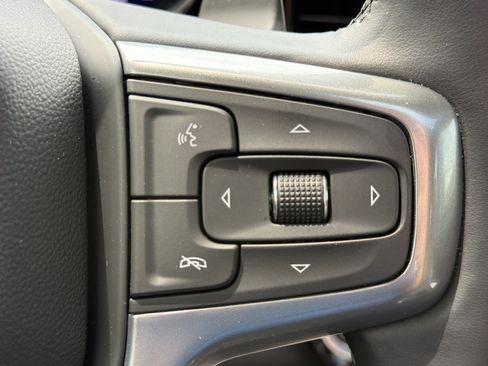 Used 2025 Chevrolet Silverado 1500 RST AWD/4WD image 31
