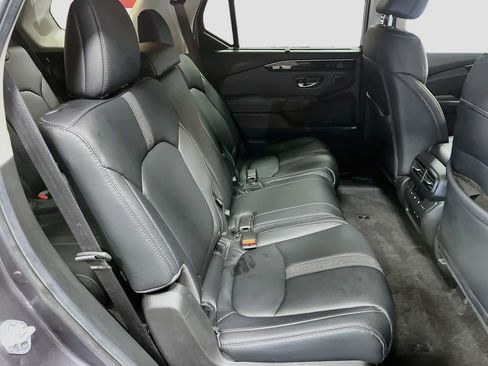 Used 2025 Honda Pilot Touring image 30