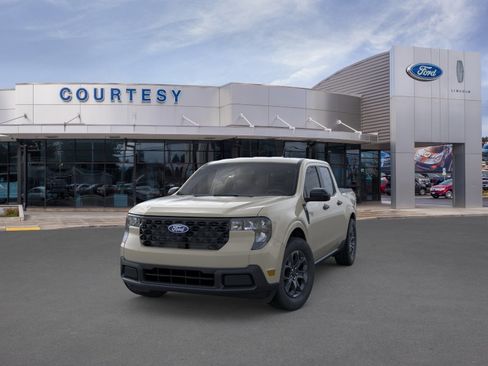 New 2025 Ford Maverick XLT w/ XLT Luxury Package image 2