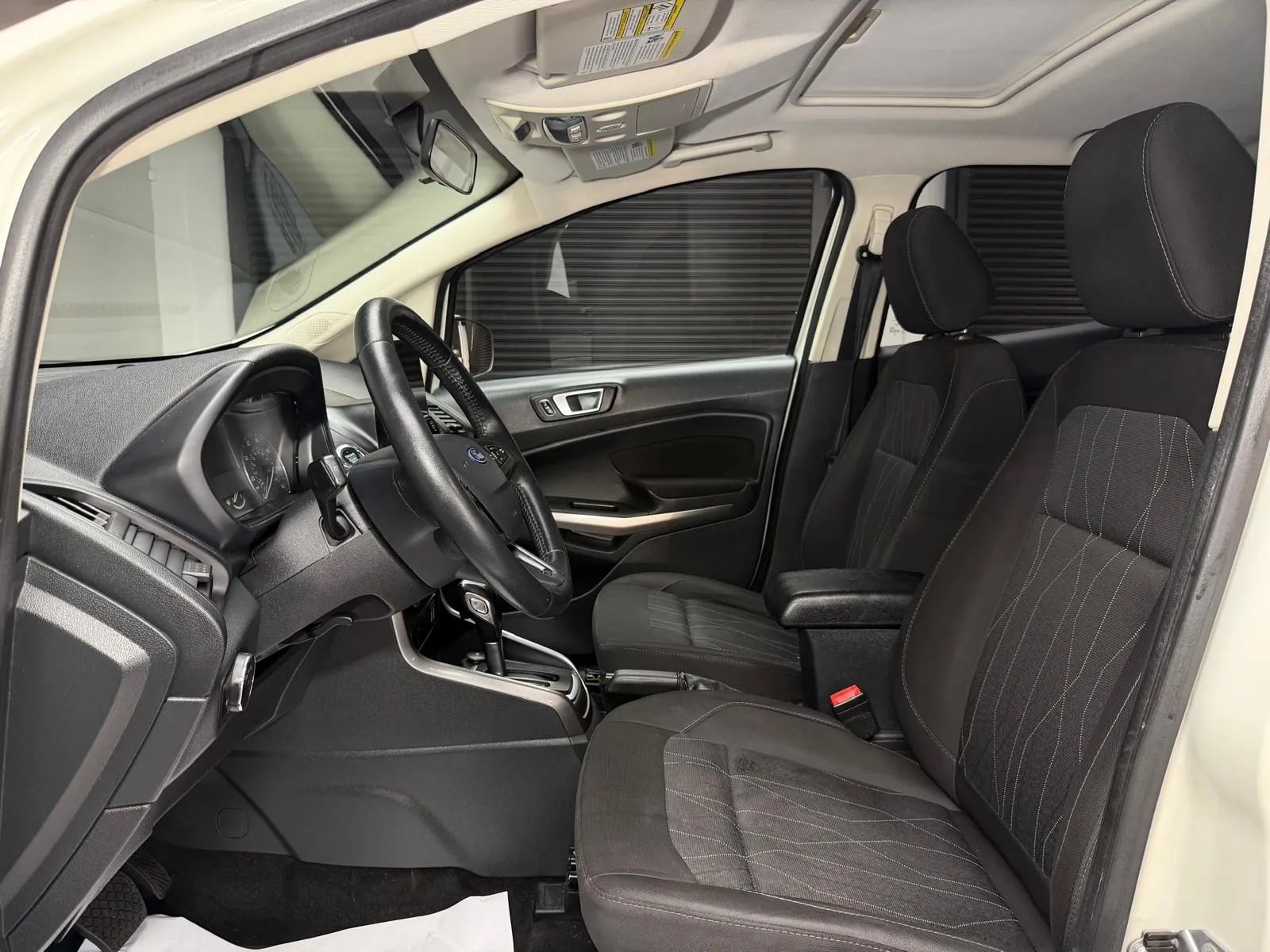 Used 2019 Ford EcoSport SE w/ SE Convenience Package FWD image 26