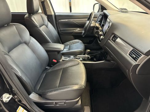 Used 2020 Mitsubishi Outlander SEL image 13