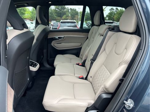 Used 2026 Volvo XC90 B6 Plus w/ Protection Package Premier AWD/4WD image 19