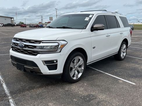 Used 2022 Ford Expedition King Ranch AWD/4WD image 2