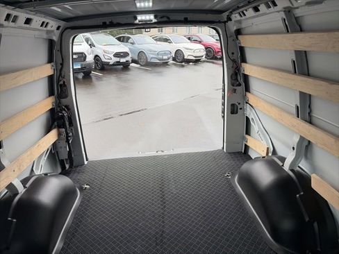 Used 2024 GMC Savana 2500 w/ Driver Convenience Package image 30