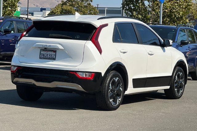 Used 2024 Kia Niro Wind FWD image 4