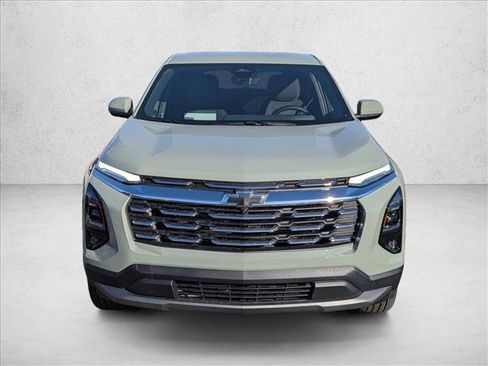 New 2026 Chevrolet Equinox LT w/ Safety and Technology Package image 6