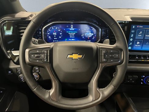 Used 2026 Chevrolet Silverado 1500 High Country w/ High Country Premium Package AWD/4WD image 17
