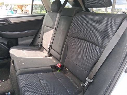Used 2019 Subaru Outback 2.5i Premium AWD/4WD image 12