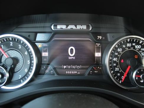 Used 2023 RAM 1500 Laramie AWD/4WD image 18