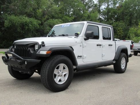 Used 2020 Jeep Gladiator Sport w/ Quick Order Package 24S AWD/4WD image 3