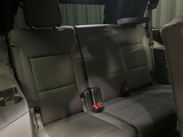 Used 2023 GMC Yukon SLE w/ Gmc Pro Safety Plus Package AWD/4WD image 11