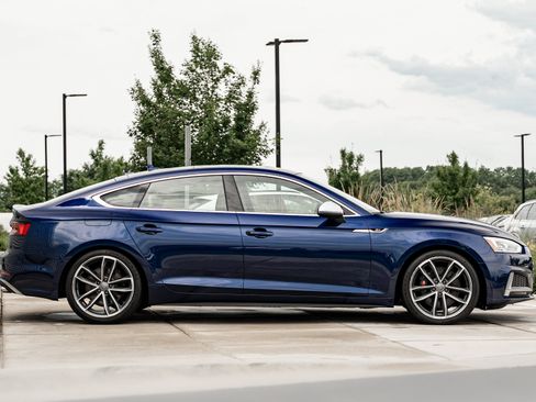 Used 2018 Audi S5 Premium Plus w/ Navigation Package AWD/4WD image 3