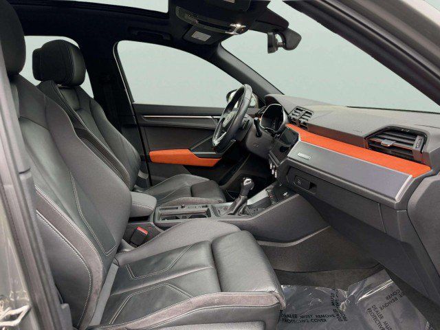 Used 2019 Audi Q3 2.0T Premium Plus w/ Premium Plus Package AWD/4WD image 28