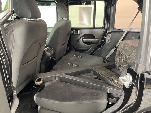 Used 2022 Jeep Wrangler Unlimited Sport AWD/4WD image 18