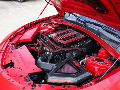 Used 2018 Chevrolet Camaro ZL1 image 18